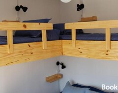 Koko talo/asunto Dpto S/av Rafael Nunez - 1 Dorm Y Balcon (Achiras, Argentiina)
