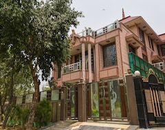 Khách sạn OYO 15407 Home Feeling Accommodation (Greater Noida, Ấn Độ)