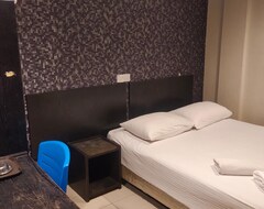 Khách sạn Nida Rooms Chukai Kemaman Mawar Terengganu (Kuala Kemaman, Malaysia)