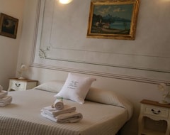 Otel Suites Piazza Del Popolo (Roma, İtalya)