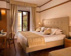 Khách sạn Hotel La Residenza (Rome, Ý)