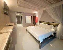 Khách sạn Phuvaree Resort (Patong Beach, Thái Lan)