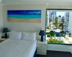 Hotel Emerald Sands Apartments / Condominium (Surfers Paradise, Australia)