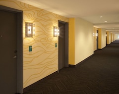 Khách sạn Holiday Inn & Suites Cedar Falls-Waterloo Event Ctr, an IHG Hotel (Cedar Falls, Hoa Kỳ)