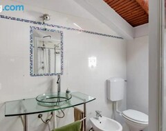 Bed & Breakfast BOHO HOUSE (Borgofranco d'Ivrea, Italija)