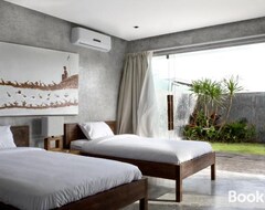 Khách sạn Surflodge Limasan Bali (Kuta, Indonesia)