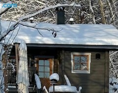 Koko talo/asunto Hideaway Cottage By The Lake (Espoo, Suomi)