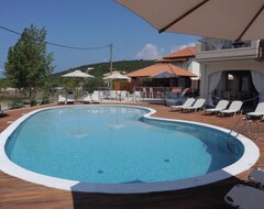 Ammos Bay Hotel (Ammoudia, Greece)