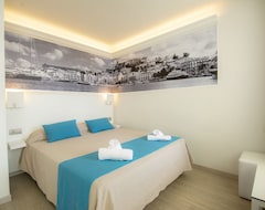 Khách sạn Apartamentos Bora Bora - Adults Only (Playa d´en Bossa, Tây Ban Nha)