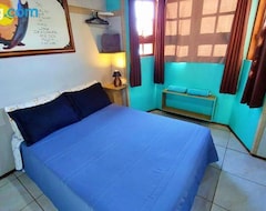 Entire House / Apartment Bangalos Aconchegantes A 100 Passos Da Praia Pousada Maresol (Florianópolis, Brazil)