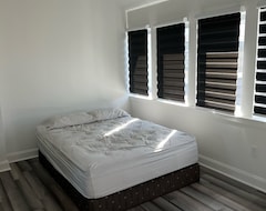 Casa/apartamento entero Condo Like No Other |sauna|ocean View | Pool Table (Perth Amboy, EE. UU.)