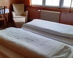 Toàn bộ căn nhà/căn hộ Holiday House Bächli For 6 - 8 Persons With 3 Bedrooms - Holiday House (Hemberg, Thụy Sỹ)