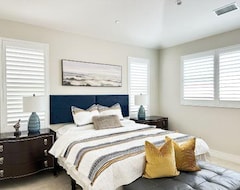 Hotel Luxurious And Comfortable Four-bedroom Detached Villa In Herly (Irvine, Sjedinjene Američke Države)