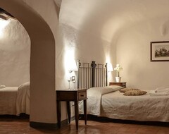 Hotel Fattoria Guicciardini (San Gimignano, Italy)