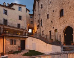 Khách sạn Hotel Rocca Ranne (Montefranco, Ý)