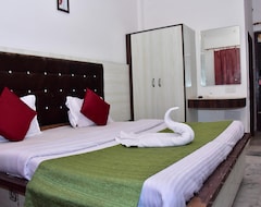Ayush by Petals Hotels and Resorts (Rishikesh, Indija)