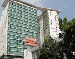 Otel Oyo 93636 La Grande Apartment By Ujm (West Bandung, Endonezya)