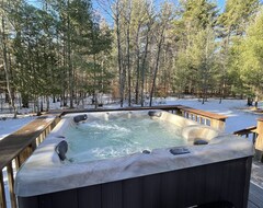 Toàn bộ căn nhà/căn hộ Olympic Dreams: Hot Tub, Sauna, A/c, At Whiteface! (Wilmington, Hoa Kỳ)