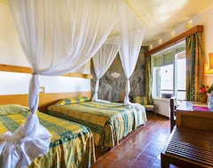 Khách sạn Ngulia Safari Camp (Taveta, Kenya)