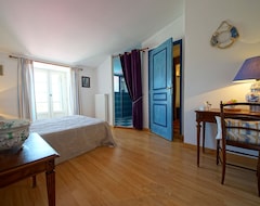 Cijela kuća/apartman Superb Air-Conditioned Character House With Private Heated Pool (Margueron, Francuska)