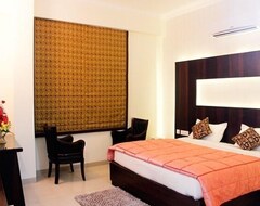 Hotel Neo Classic (Chandigarh, India)