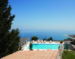 Khách sạn Mira Resort Maisonettes (Apolpena, Hy Lạp)