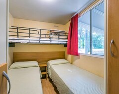 Toàn bộ căn nhà/căn hộ Vacation Home Belvedere Pineta (gdo201) In Grado - 6 Persons, 2 Bedrooms (Sagrado, Ý)