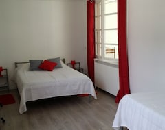 Toàn bộ căn nhà/căn hộ Detached House 2 Bedrooms For 5 To 7 People (Les Ponts-de-Cé, Pháp)