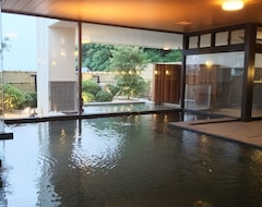 Hotel Shiraraso Grand (Shirahama, Japón)