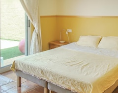 Casa/apartamento entero 5 Bedroom Accommodation In Riba-roja De TÚria (Valencia, España)