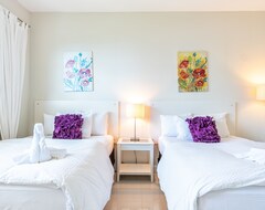 Hotel Enjoy Of A Luxury Vacation Rental Located Across From The Beach! (Sunny Isles Beach, Sjedinjene Američke Države)