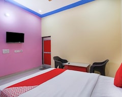 Oyo 75125 Hotel Pari (Greater Noida, Indien)