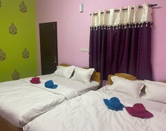 Hotel Pnrs Paradise (Udhagamandalam, Indien)