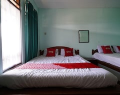 Hotel Oyo 93248 Villa Syariah Astuti Lestari (West Bandung, Indonesien)