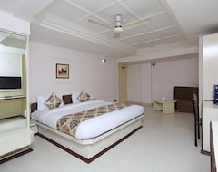 OYO Hotel Midtown (Raipur, Indien)