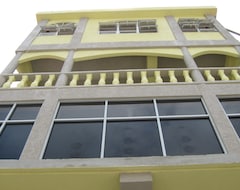 Hotel Kanhais Center (Georgetown, Guyana)