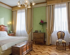 Khách sạn Due Torri Hotel (Verona, Ý)