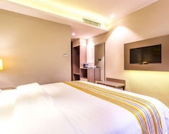 Khách sạn Home Inn Plus (beijing Wukesong) (Bắc Kinh, Trung Quốc)