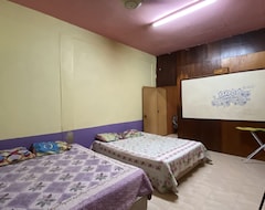 Nhà trọ Berkat Guestroom (Pasir Puteh, Malaysia)