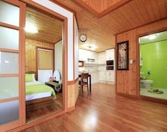 Gæstehus Gangneung Lakeview Pension (Gangneung, Sydkorea)