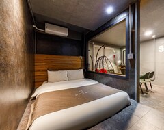 Hotelli Cheongpyeong J Motel (Gapyeong, Etelä-Korea)