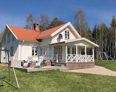 Toàn bộ căn nhà/căn hộ 3 Bedroom Accommodation In Sollebrunn (Sollebrunn, Thụy Điển)