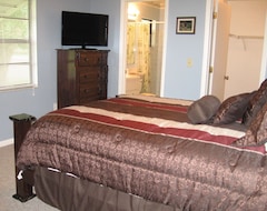 Toàn bộ căn nhà/căn hộ All The Comforts Of Home! (Sebring, Hoa Kỳ)