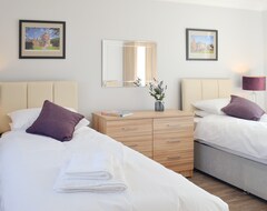 Cijela kuća/apartman 8 Bedroom Accommodation In Tarbolton, Near Ayr (Mauchline, Ujedinjeno Kraljevstvo)