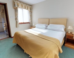 Hotelli Macdonald Elmers Court Resort (Lymington, Iso-Britannia)