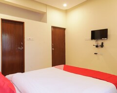 Hotel OYO 18305 Trance Hospitality Services (Nagpur, India)