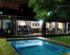 Otel Jcups Guest House (Centurion, Güney Afrika)