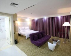 Khách sạn Kunming Renaya Business Hotel (Kunming, Trung Quốc)