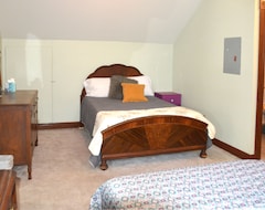 Koko talo/asunto New Listing! Historic Crystal Springs Inn (1st And 2nd Floors) 4,000 Sq Ft (Grass Valley, Amerikan Yhdysvallat)