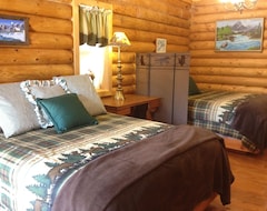 Entire House / Apartment Grizzly Cabin At Lozeau Lodge Montana-family Sized, Comfortable And Modern (Superior, USA)